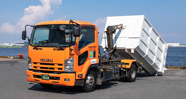 アームロール車