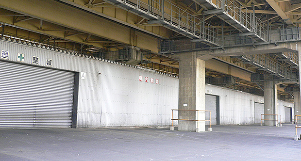 神奈川県 倉庫：横浜港北支店